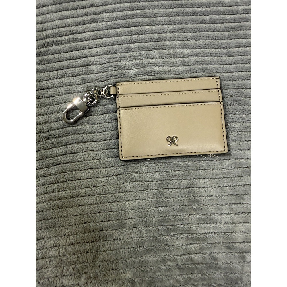 Small Woman's Card Holder